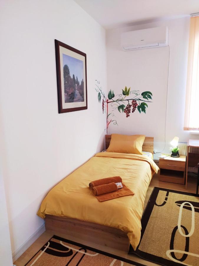 Дом За Гости Осогово Apartment Kyustendil Exterior photo
