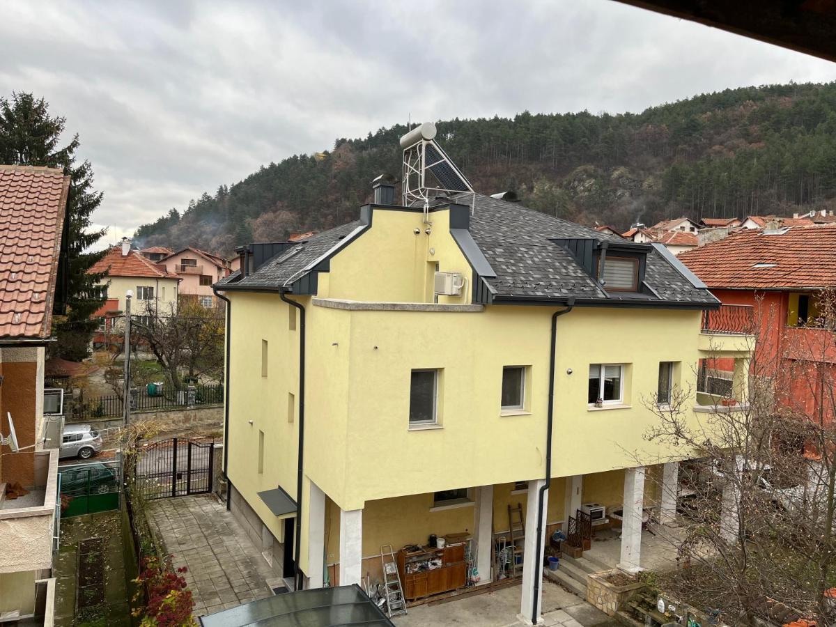 Дом За Гости Осогово Apartment Kyustendil Exterior photo